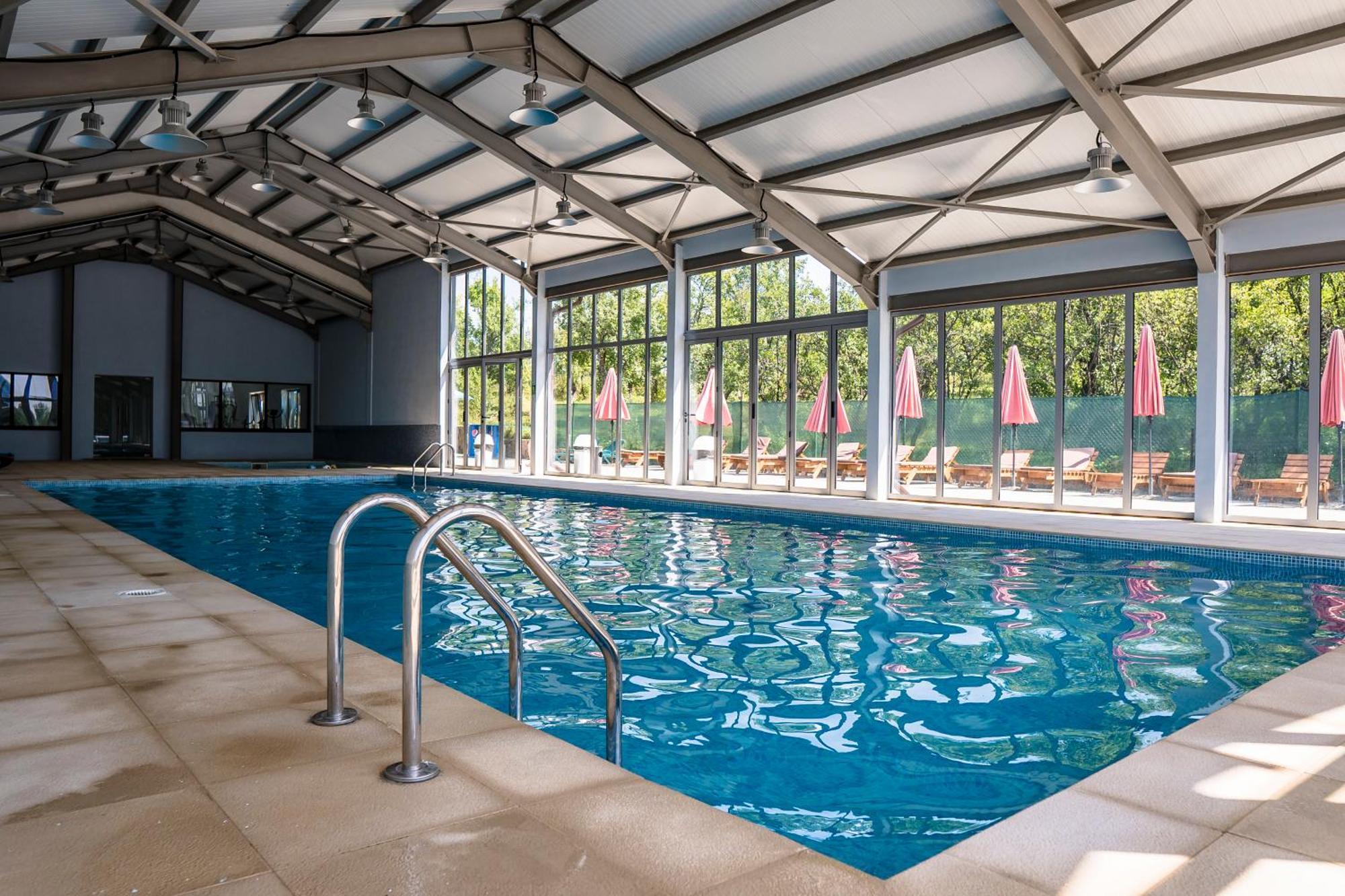 Aquacool Hotel Crasna  Buitenkant foto